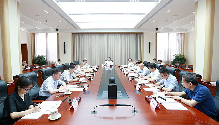 农业农村部召开防汛抗旱调度会强调深入学习贯彻习近平总书记重要指示精神全力打好农业抗灾夺丰收攻坚战